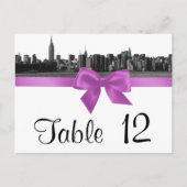 NYC Wide Skyline Etched BW Lilac-Tischnummer Postkarte (Vorderseite)