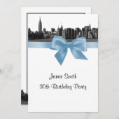 NYC Wide Skyline Etched BW Lt Blue Birthday Party Einladung (Vorne/Hinten)