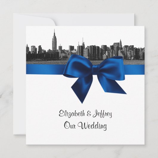 NYC Wide Skyline Etched BW Royal Blue Wedding SQ Einladung (Vorderseite)