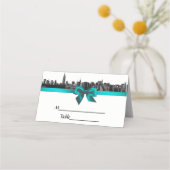 NYC Wide Skyline Etched BW TealWedding Escort Card Platzkarte (Rückseite)