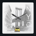 Nyc Yellow Taxi Brooklyn Bridge Pop Quadratische Wanduhr<br><div class="desc">New York City Nyc Yellow Taxi Brooklyn Bridge Pop</div>