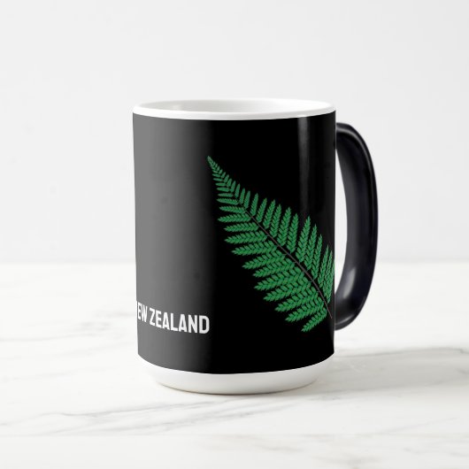 NZ Fern Morphing Tasse (VorderseiteRechts)
