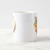 O Letter Gold Monogram Yellow Red Lila Floral Jumbo-Tasse (Vorderseite)