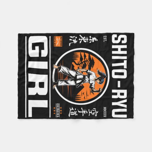 O Ryu Girl Präzision und Stil in Karate Design! Fleecedecke (Vorderseite (Horizontal))