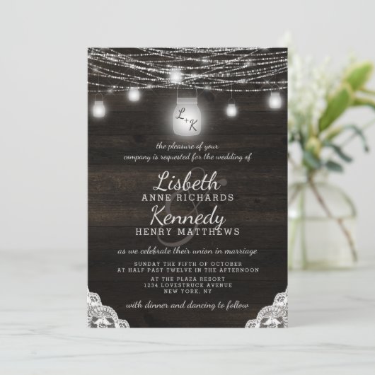 Oak Ridge Rustic Mason Jars & String Light Wedding Einladung (Stehend Vorderseite)