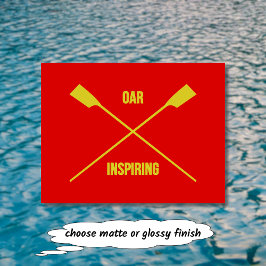 Oar inspirierend Slogan und gekreuzte Ruder rot Postkarte