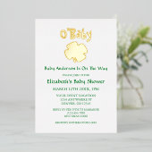 O'Baby St Patrick's Day Baby Shower Folieneinladung (Stehend vorne)