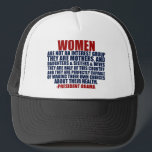 Obama zitiert Frauenrechte Truckerkappe<br><div class="desc">Pro Choice Frauen werden dieses Design schätzen. Frauen sind keine Interessengruppe. Sie sind Mütter,  Töchter,  Schwestern und Ehefrauen. Sie sind die Hälfte dieses Landes und sie sind durchaus in der Lage,  ihre eigenen gesundheitlichen Entscheidungen zu treffen. Ein Präsident Obama zitiert die Wählerinnen.</div>