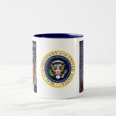 Obamaeinweihungs-GedenkTasse 2013 Zweifarbige Tasse (Mittel)