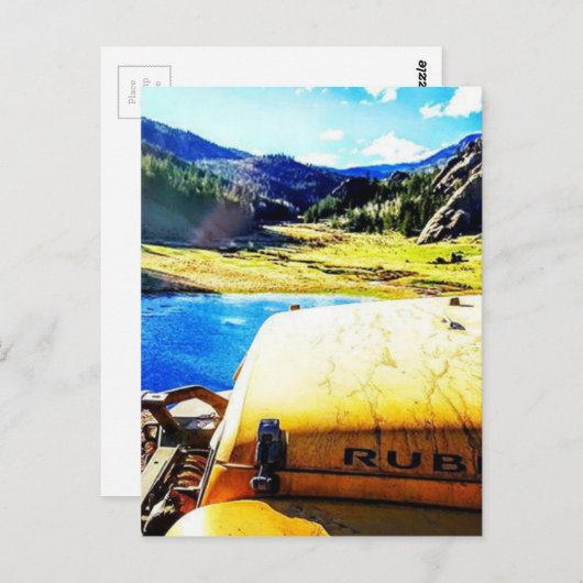 Oben am Gelben Jeep mit Bergen Postkarte (Vorne/Hinten)