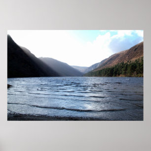 Oberer See, Glendalough, Irland Poster