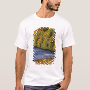 Oberer Tahquamenon-Wasserfall in UP Michigan in T-Shirt