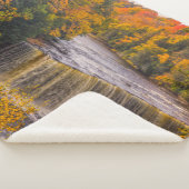 Oberer Wasserfall mit Herbstfarben Sherpadecke (3/4)
