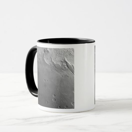 Oberfläche der Mars 2 Tasse (Vorderseite Links)