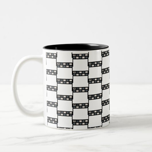 Oberfläche Zweifarbige Tasse (Links)