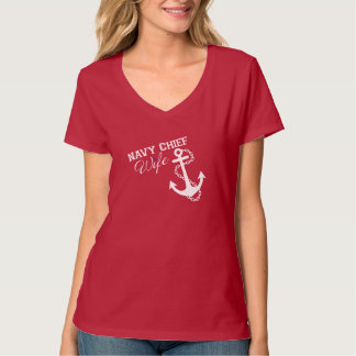 Oberste Ehefrau der Marine - Rot mit blauem Herz T-Shirt