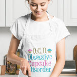 Obsessive Cupcake-Störung Schürze<br><div class="desc">Jummy und hübsche mattierte,  hellrosa und blaue Kuchen schmücken dieses niedliche Geschenk für einen Bäcker,  der eine Bäckerei betreibt,  oder jemanden mit einem süßen Zahn.</div>