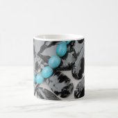 Obsidian Arrowheads & Turquoise Glass Beads Kaffeetasse (Mittel)