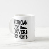 Obstetriker Cat Lover Kaffeetasse (Vorderseite Links)