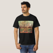 Obstgarten in Blossom, Pflaumen von Vincent van Go T-Shirt (Vorne ganz)