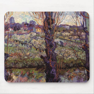 Obstgarten in Blüte, Arles von Vincent van Gogh Mousepad