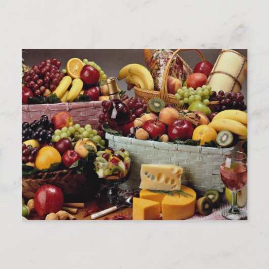 Obstkörbe, gemischte Früchte und Käse Postkarte (Vorderseite)