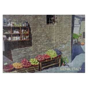 Obstmarkt in wunderlichem Siena, Italien, Schneidebrett
