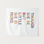 Obwohl sie nur klein ist, ist sie faszinierend wandteppich (Vorderseite (Horizontal))