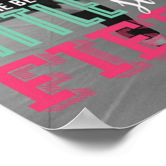 "Obwohl sie nur wenig ist, ist sie erbittert." Poster (Ecke)