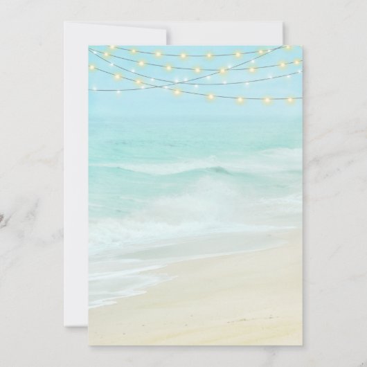 Ocean Beach String Lights Elegante Script Wedding Einladung (Rückseite)