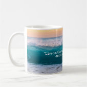 Ocean Beach Wave Emerson Quote Tee oder Kaffeetasse (Links)