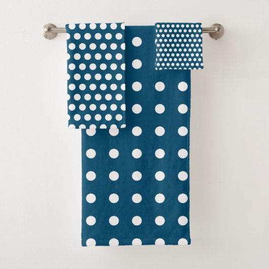 Ocean Blue and White Polka Dots Badhandtuch Set (Insitu)