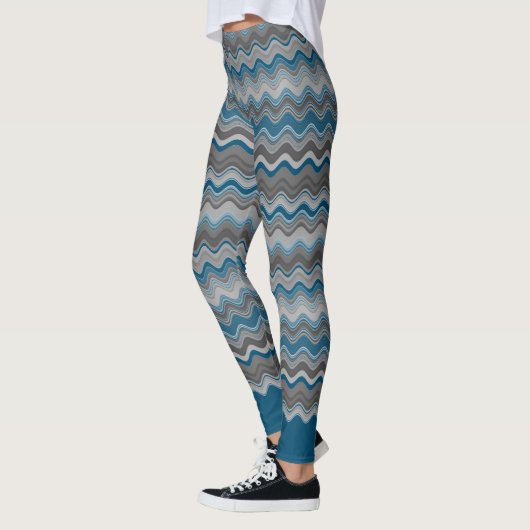 Ocean Blue Silver Gray Wavy Muster Leggings (Links)