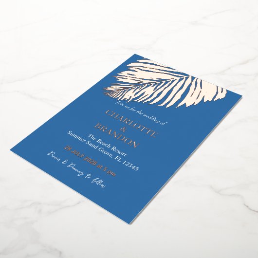 Ocean Blue Tropical Palm Leaf Wedding Gold Folieneinladung (Gedreht)