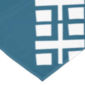 Ocean Blue und White Mono Zig Zag Tischdecke (Schrägansicht)