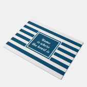 Ocean Blue & White Strip Personalisiert Fußmatte (Schrägansicht)