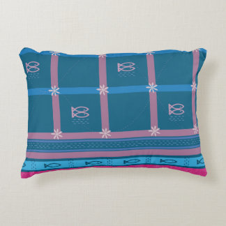 Ocean Breeze: Nautical Fish & Floral Cotton Dekokissen