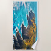 Ocean Cliffs: Wilde Küste Strandtuch (Vorderseite)