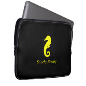 Ocean Glow_Yellow-on-Black Seepferd_personalisiert Laptopschutzhülle (Vorne Rechts)