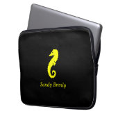 Ocean Glow_Yellow-on-Black Seepferd_personalisiert Laptopschutzhülle (Vorderseite Links)