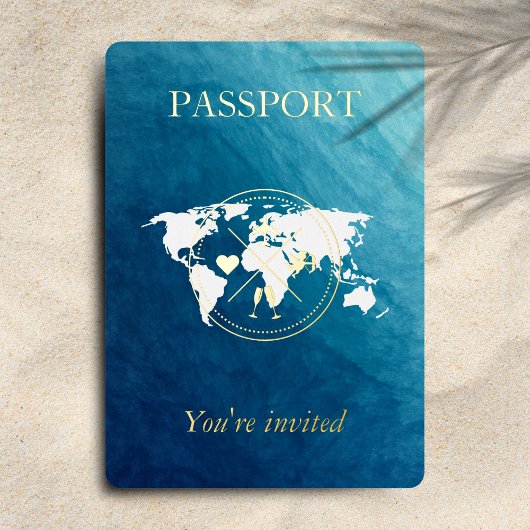 Ocean & Gold Passport Hochzeit in Urlaubsort Foto Folieneinladung
