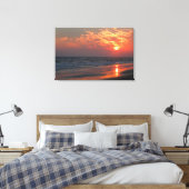 Ocean Sunset - Oak Island, NC Leinwanddruck (Insitu (Schlafzimmer))