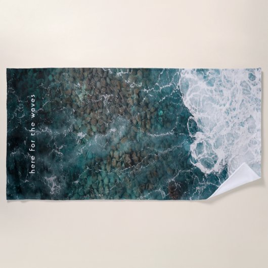 Ocean waves in dark teal, customizable strandtuch (Vorderseite)