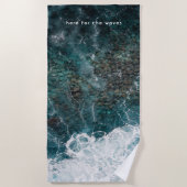 Ocean waves in dark teal, customizable strandtuch (Vorderseite)