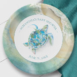 Ocean Waves Sea Turtle Baby Shower Paper Plate Pappteller<br><div class="desc">Personalisierte Teller für Ihre tropische Meeresschildkrötendusche im Garten. Dieses Design zeichnet sich durch eine Ozeanwellen-Grenze mit einer Aquarellschildkröte aus. Personalisieren Sie sich mit dem Mama-to-be-Namen und dem Duschdatum. Um das passende Strandthema Aloha Party zu sehen,  besuchen Sie www.zazzle.com/dotellabelle</div>