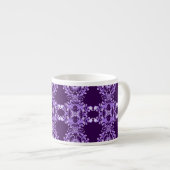 Oceanic Bloom: Lila Wave Harmony / Stilvolle Kunst Espressotasse (Vorderseite Rechts)