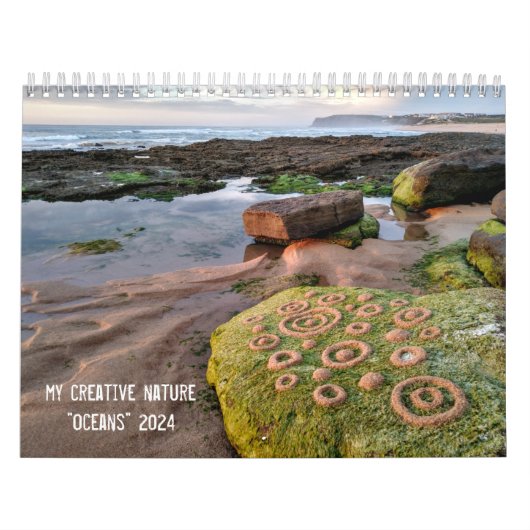 Oceans 2024 Landart Calendar Kieselsteine Kunst Kalender (Titelbild)