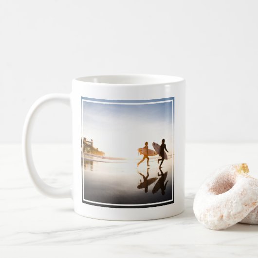 Oceanside-Strand Kaffeetasse (Mit Donut)