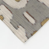 Ochre Ikat II Fleecedecke (Ecke)