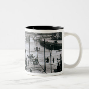 O'Connell-Brücke und der Fluss Liffey, Dublin Zweifarbige Tasse